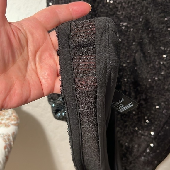 New sequined dress - Picture 8 of 8